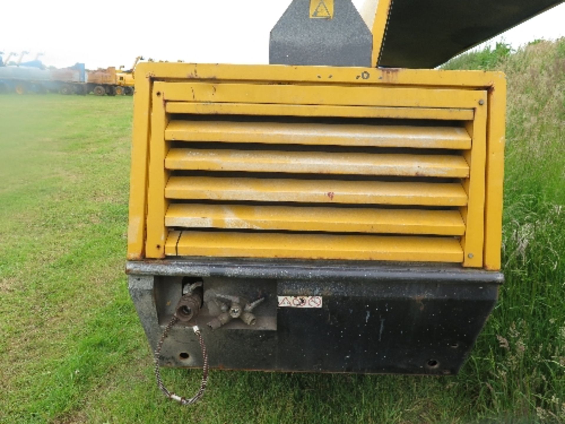 Atlas Copco XATS156DD compressor 2007 156244
1,867 HOURS - DEUTZ POWER - RUNS AND MAKES AIR
ALL - Image 3 of 6