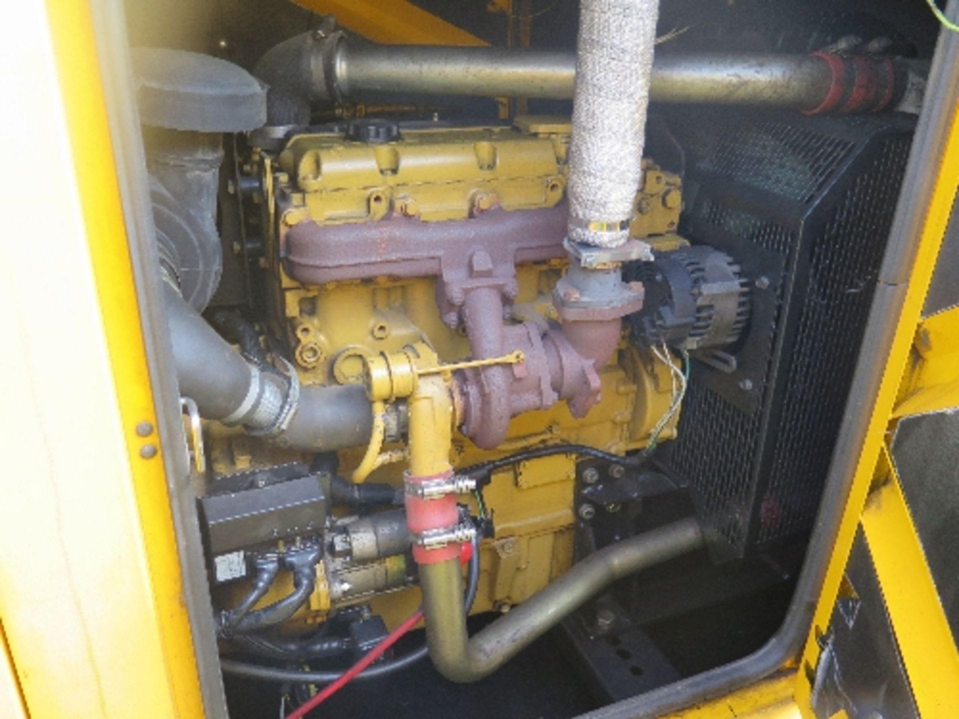 Caterpillar XQE80 generator 12997 hrs 5003857
PERKINS POWER - RUNS AND MAKES POWER
ALL LOTS are - Image 5 of 5