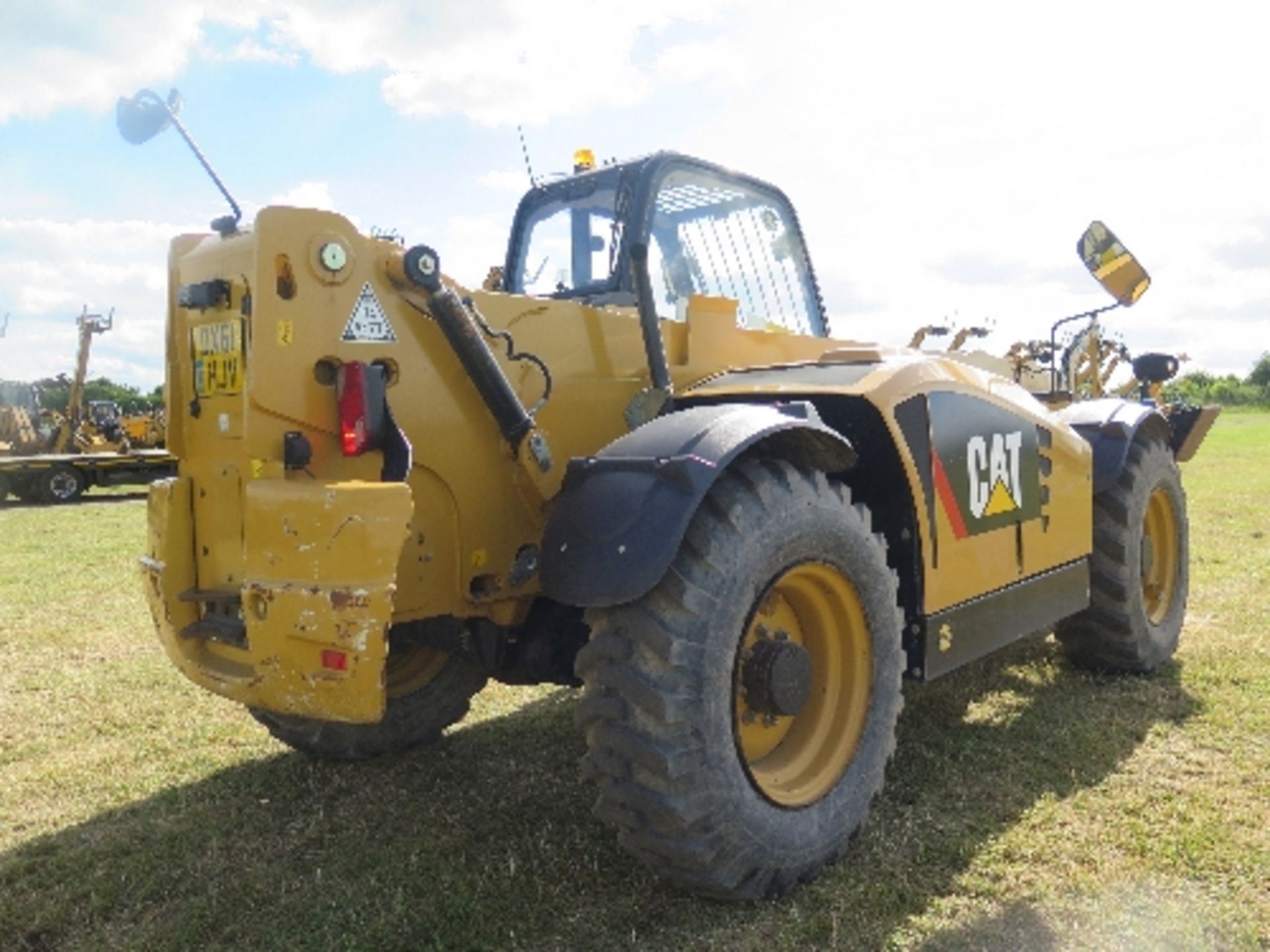 Caterpillar TH414STD telehandler 2,488 hrs 2011 TBZ00704
This lot is included by kind permission of - Image 3 of 6