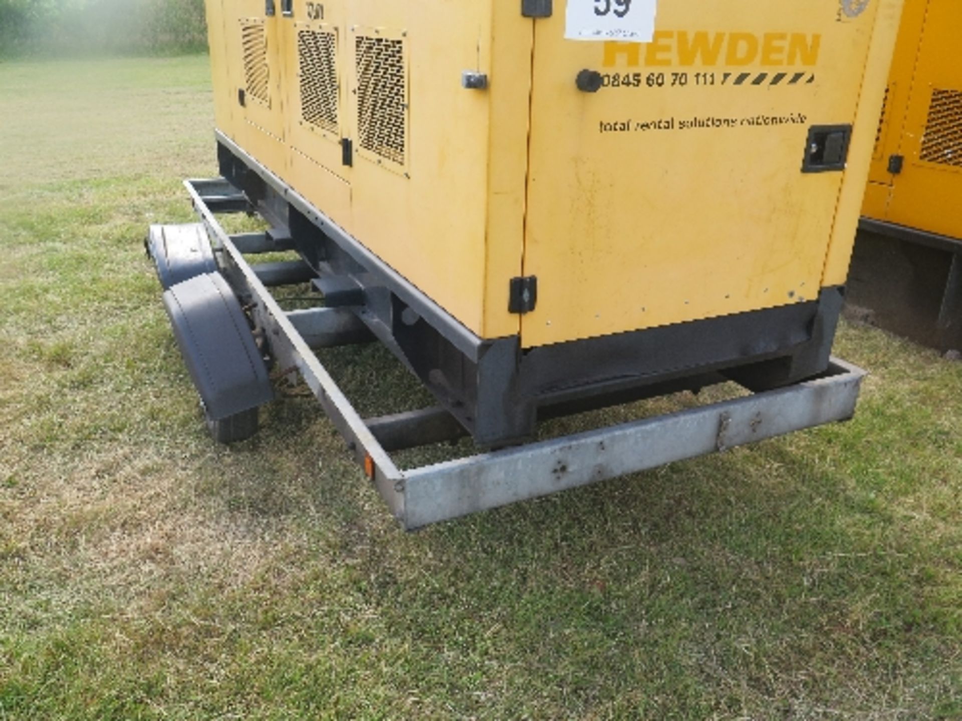 Caterpillar XQE100 trailer mounted generator 15455 hrs 145916
PERKINS - RUNS AND MAKES POWER
FAN - Image 5 of 8