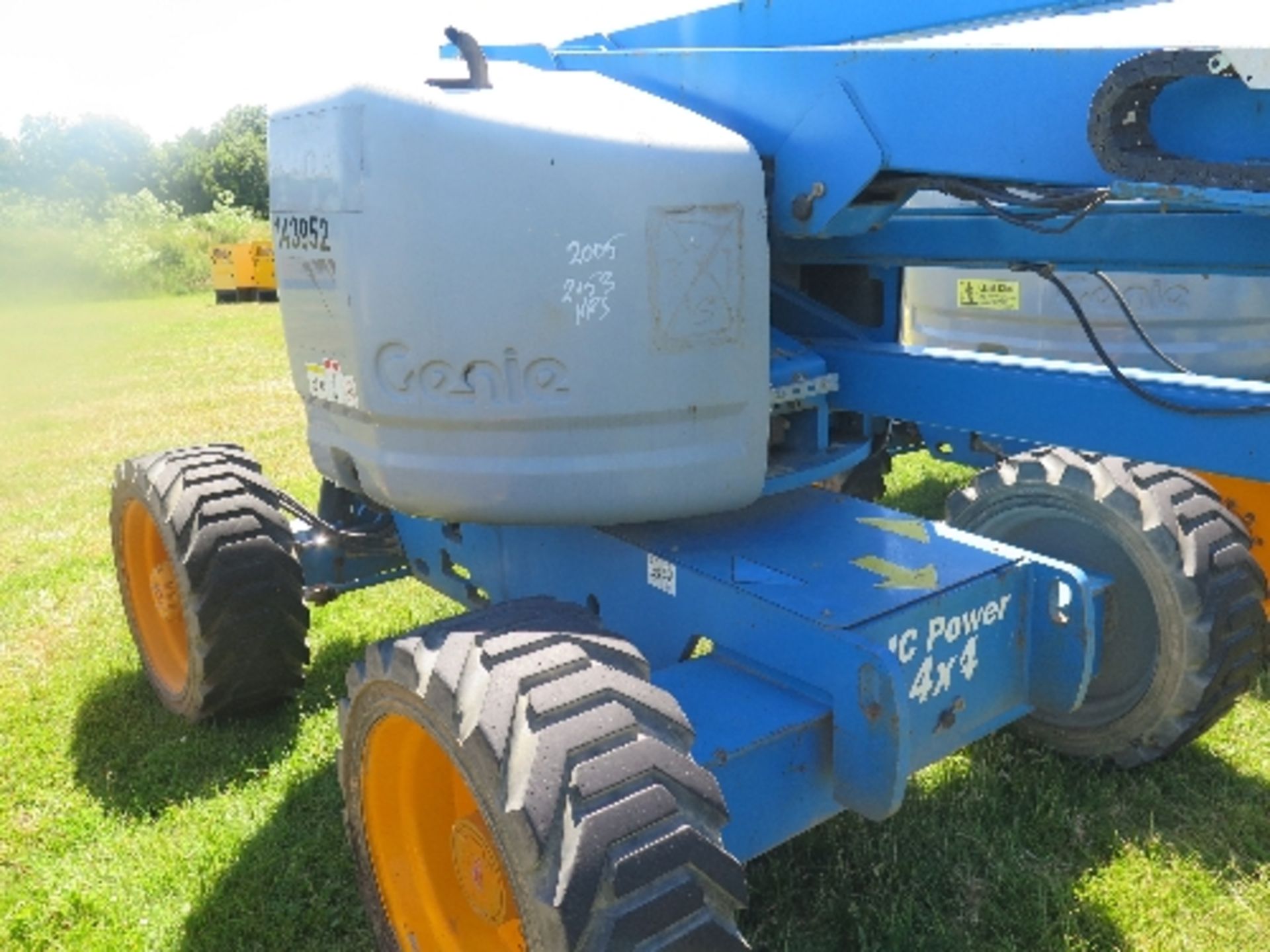 Genie Z45/25 artic boom 2153 hrs 2005 143952ALL LOTS are SOLD AS SEEN WITHOUT WARRANTY expressed, - Image 3 of 6