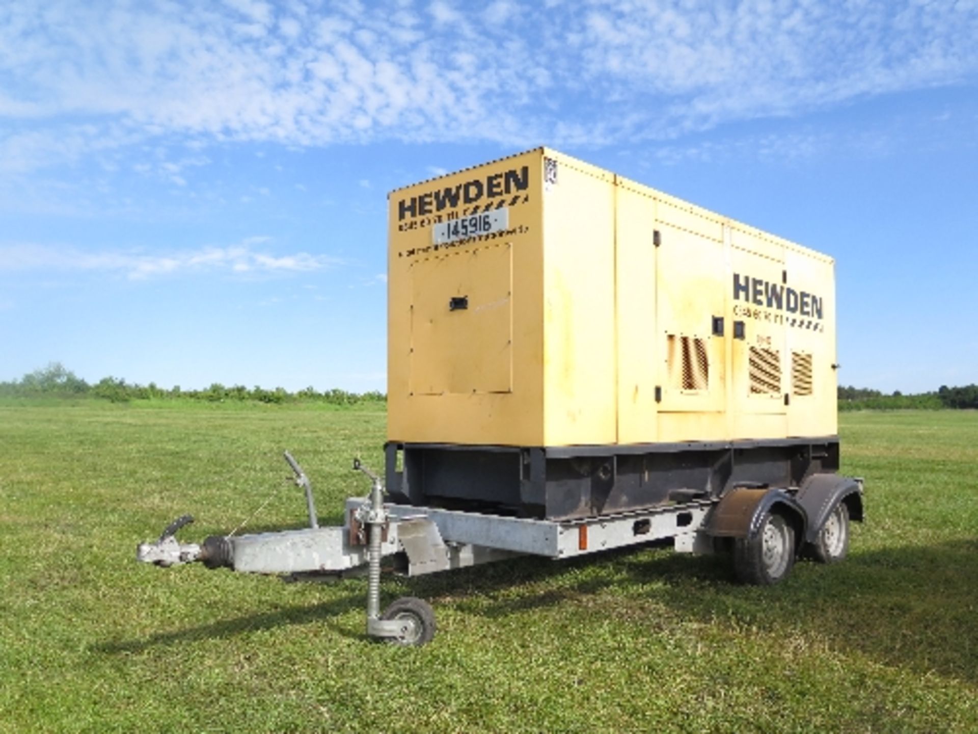 Caterpillar XQE100 trailer mounted generator 15455 hrs 145916
PERKINS - RUNS AND MAKES POWER
FAN