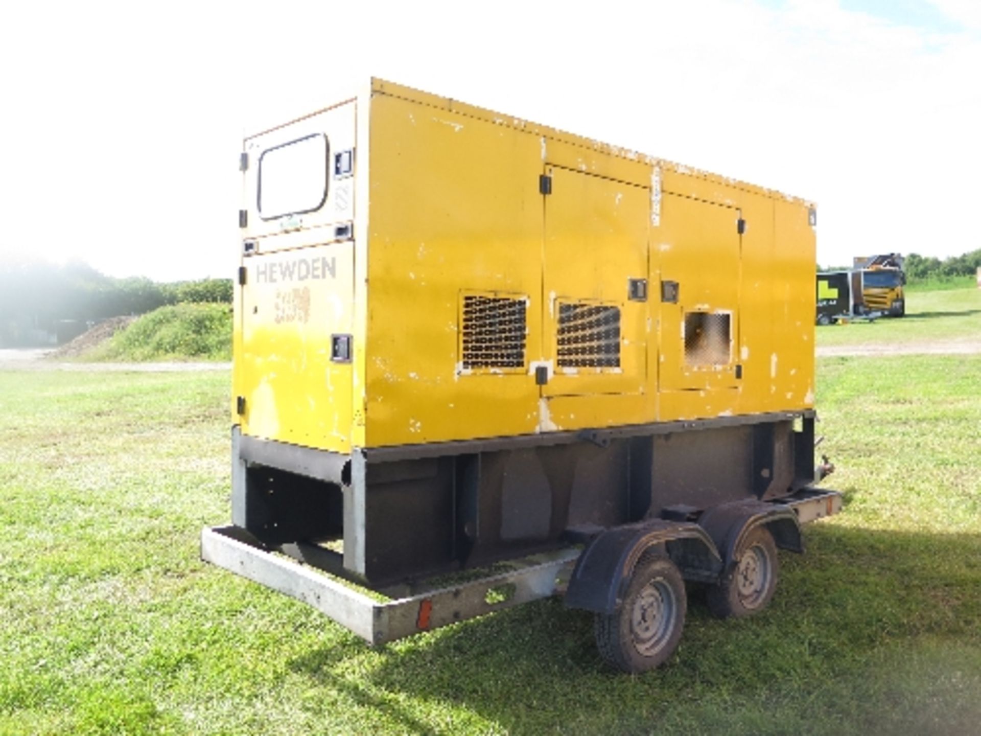 Caterpillar XQE100 trailer mounted generator 22493 hrs 138829
PERKINS - RUNS AND MAKES POWER
ALL