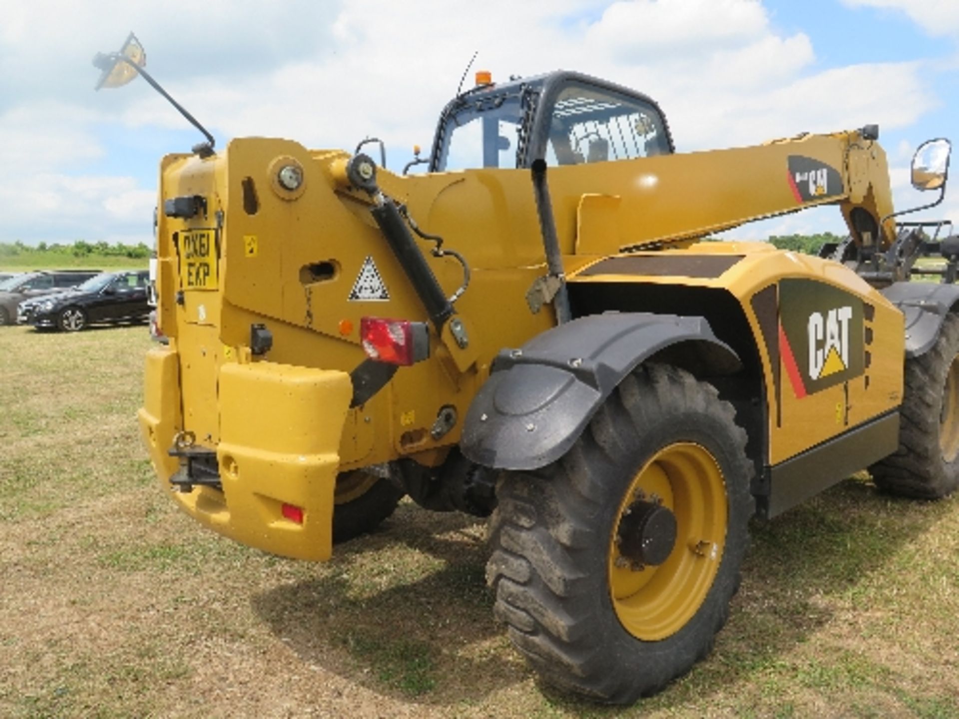 Caterpillar TH414STD telehandler 2185 hrs 2001 TBZ00628 This lot is included by kind permission of - Image 2 of 6