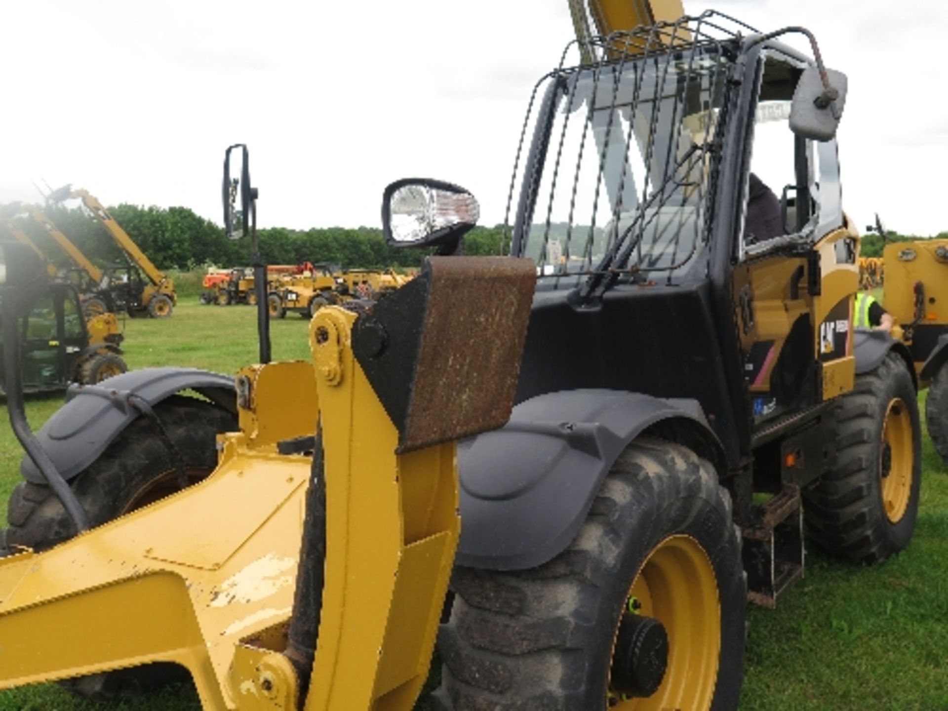 Caterpillar TH360B telehandler 2007 154364ALL LOTS are SOLD AS SEEN WITHOUT WARRANTY expressed, - Image 3 of 7