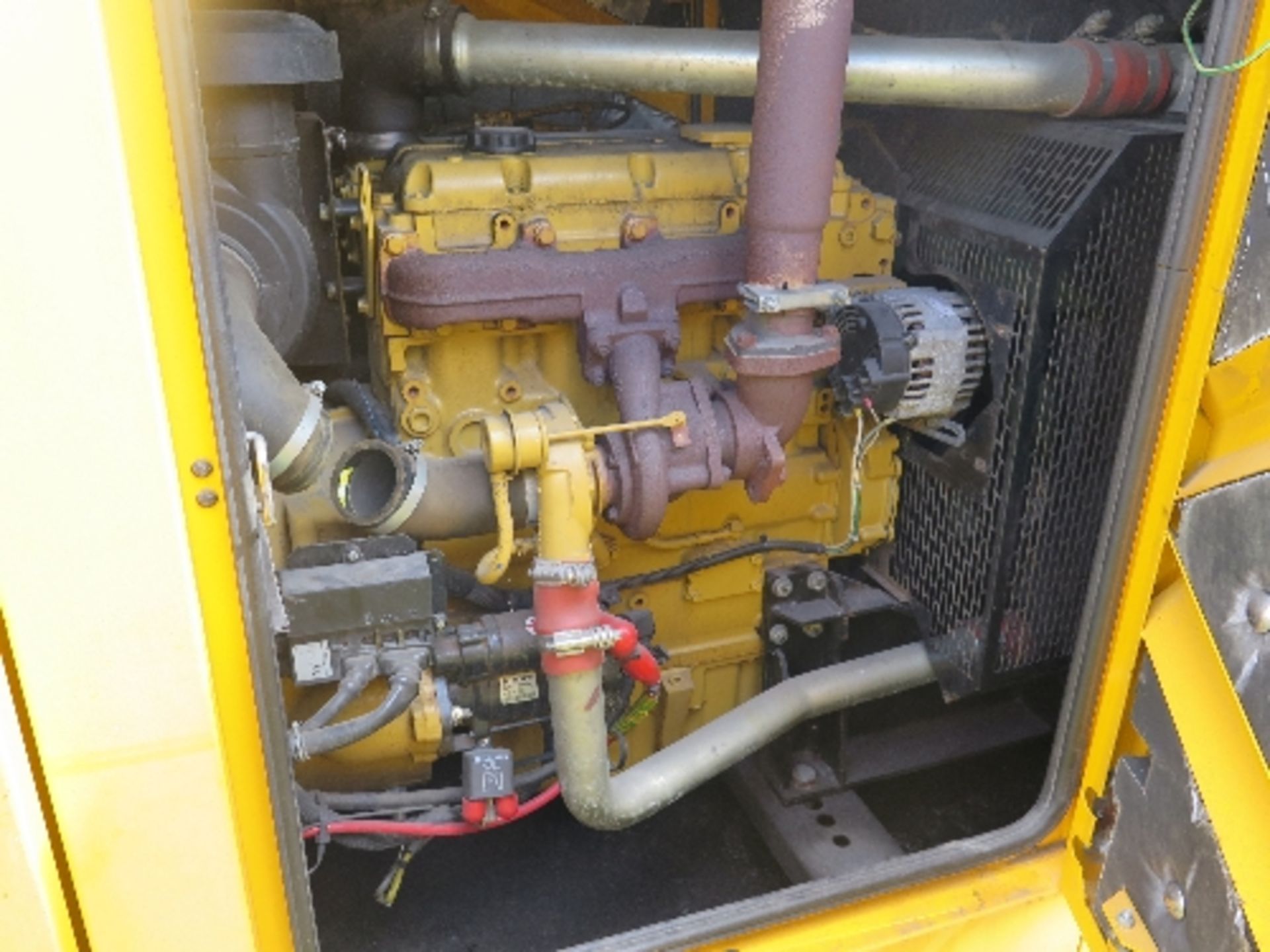 Caterpillar XQE80 generator 14217 hrs 5003860
PERKINS - TURNS OVER - CONTROL PANEL MISSING - MAIN - Image 6 of 6