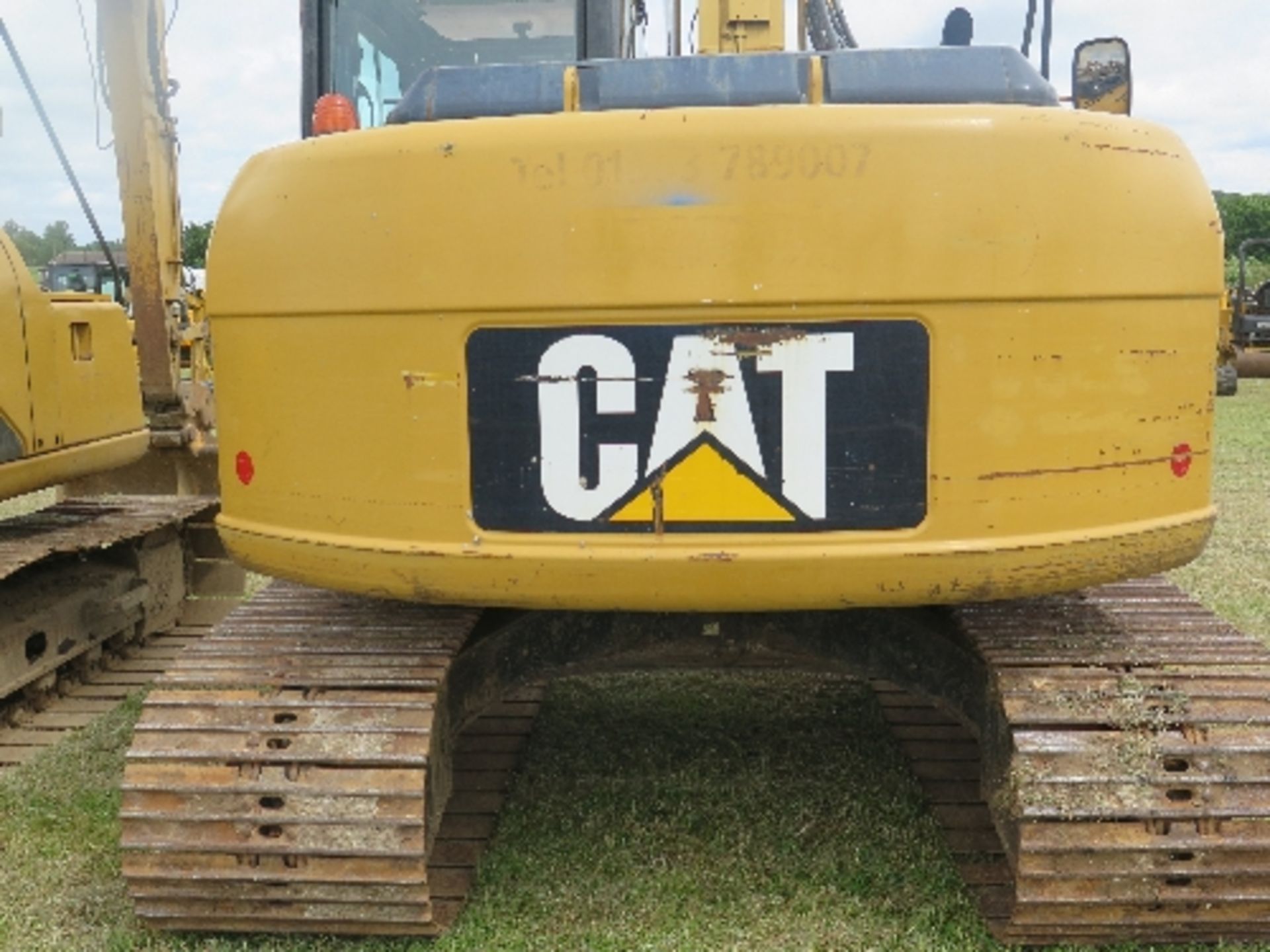 Caterpillar 311CU excavator 4075 hrs 2008 5001273ALL LOTS are SOLD AS SEEN WITHOUT WARRANTY - Image 2 of 7