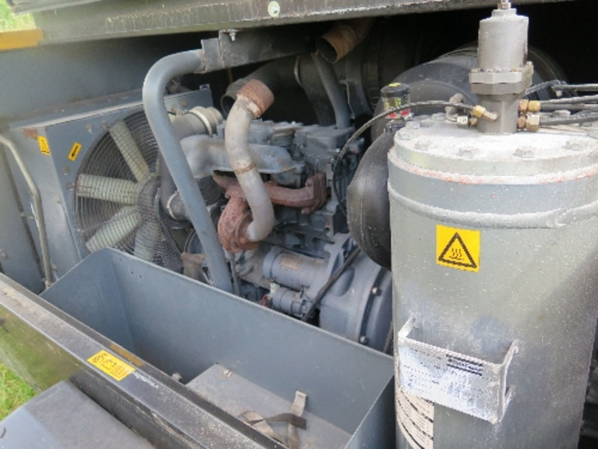 Atlas Copco XAS136 compressor 2007 152841
3,184 HOURS - DEUTZ POWER - RUNS AND MAKES AIR
ALL - Image 4 of 5