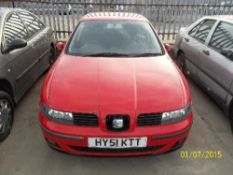 Seat Leon Sport - HY51 KTT Date of registration:  30.01.2002 1781cc, petrol, manual, red Odometer