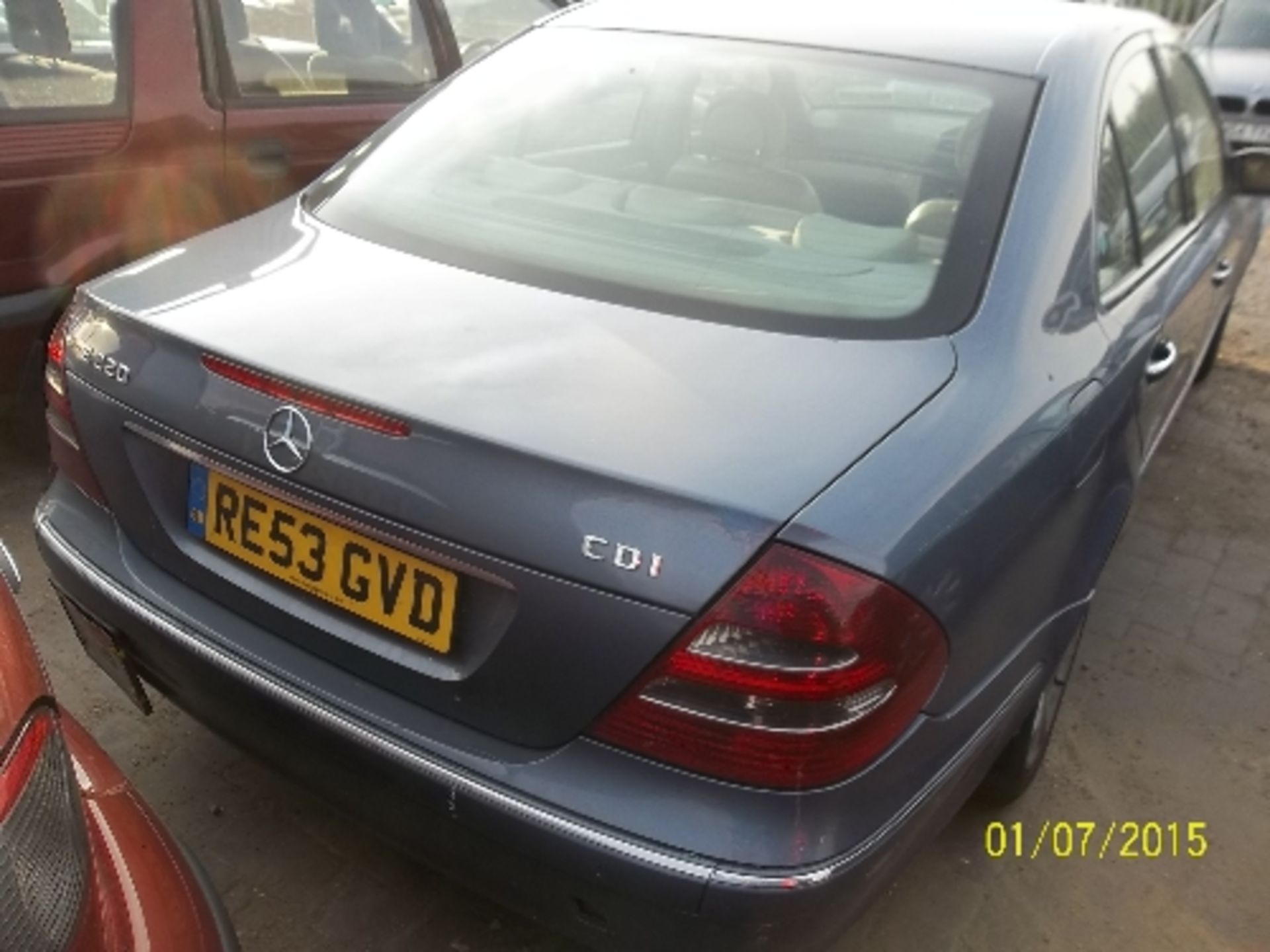 Mercedes E220 CDI Elegance - RE53 GVD Date of registration:  26.09.2003 2148cc, diesel, manual, blue - Image 3 of 4