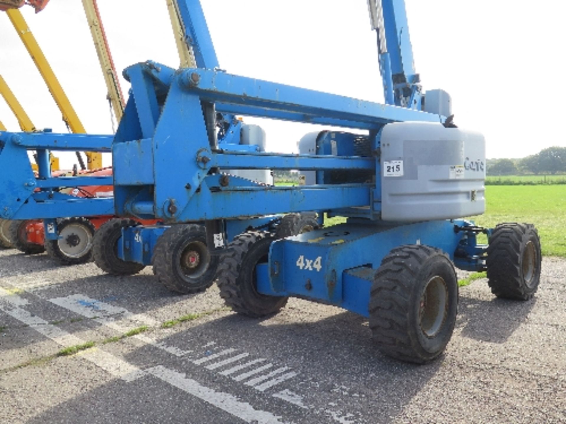 Genie Z60/34 artic boom (2002) 2433 hrs AB691 - Image 2 of 6