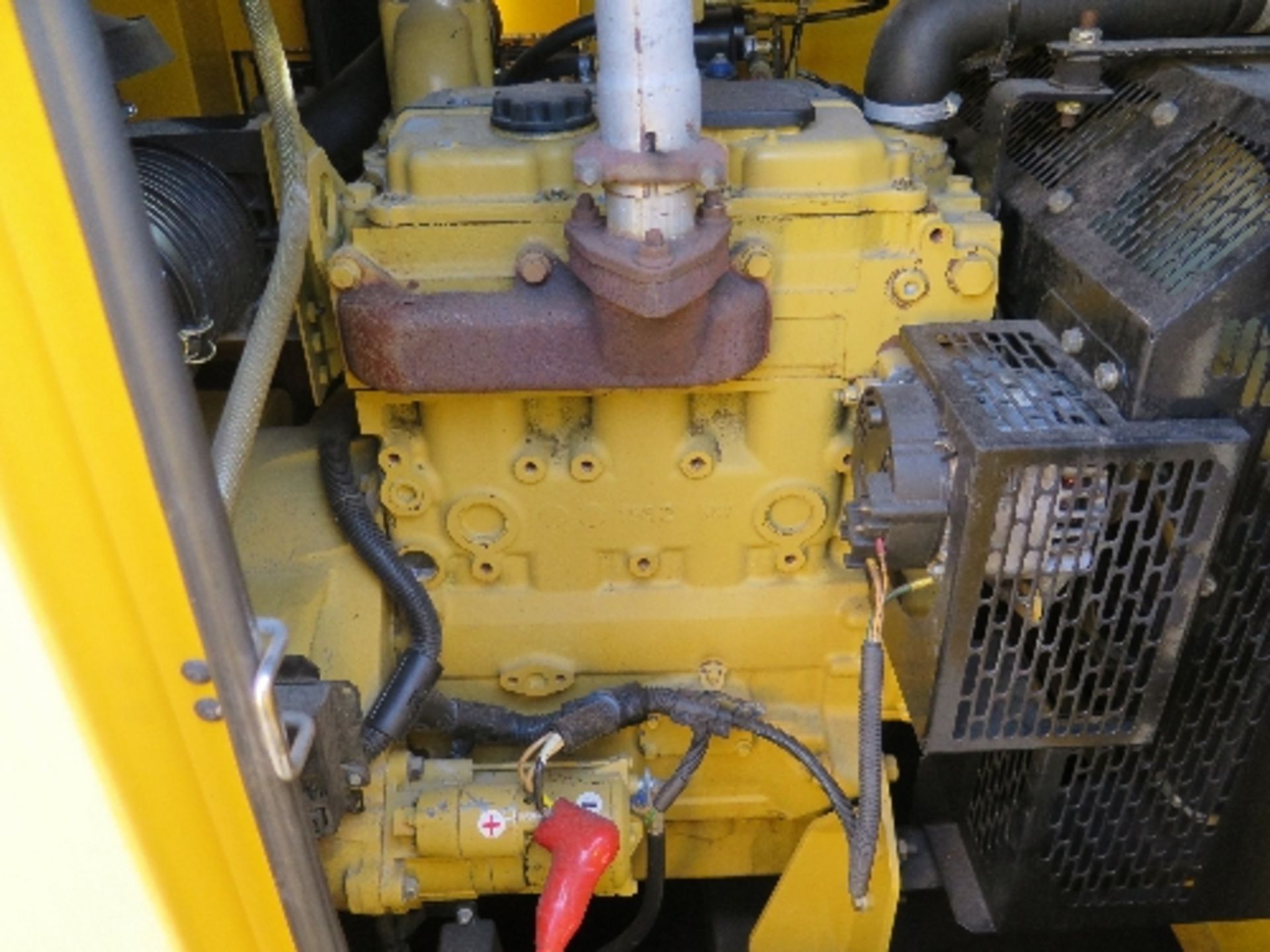 Caterpillar XQE30  30kva generator (2008) 3,675 hrs 5003815 - Image 3 of 5