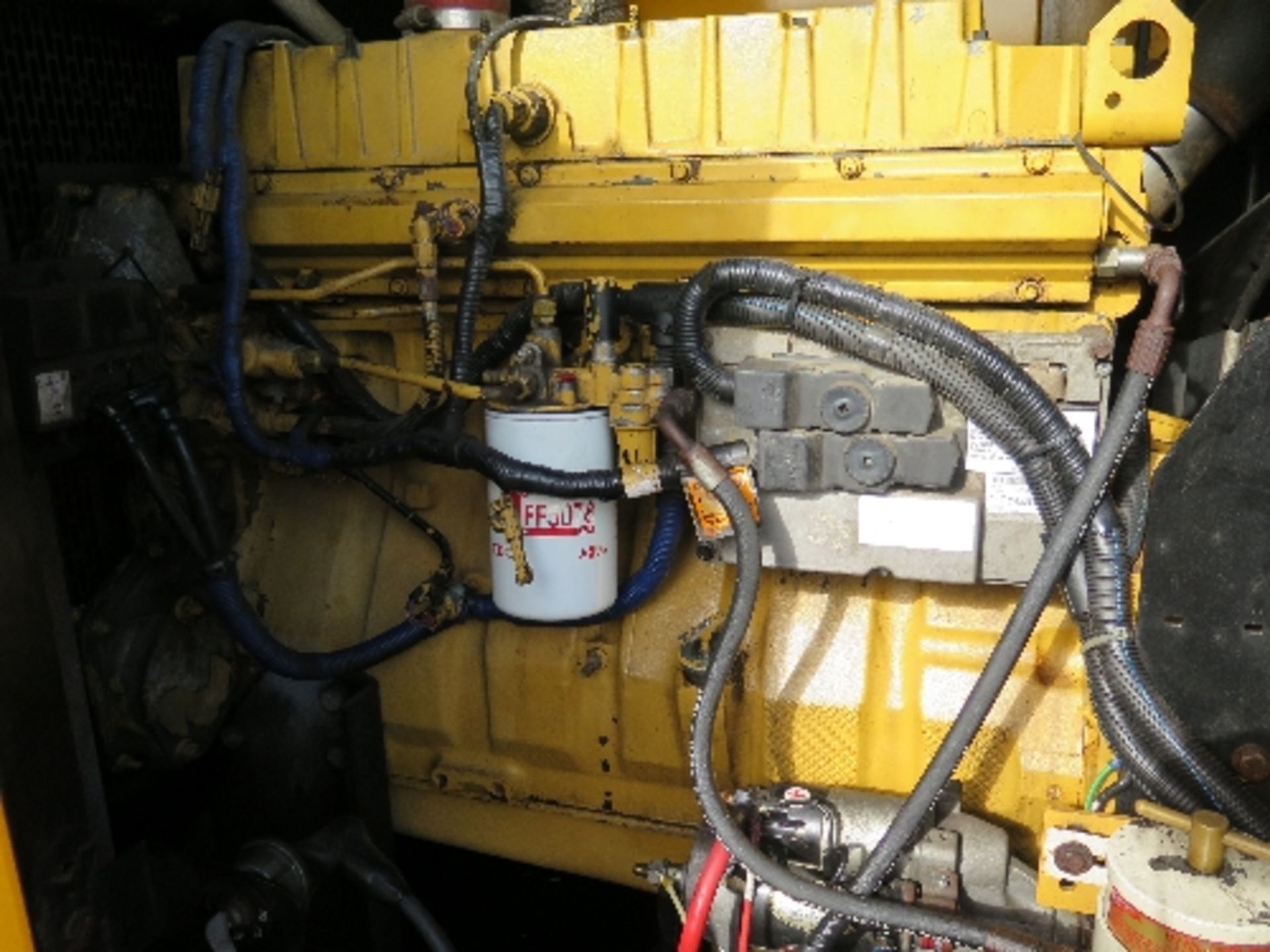 5003920 - Caterpillar XQE200 generator - believed 2008_x00D_
20518 hours - Image 2 of 5