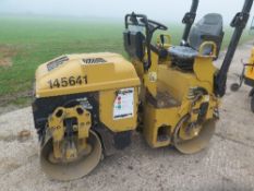 Caterpillar CB114E tandem roller (2007) 875 hrs 145641