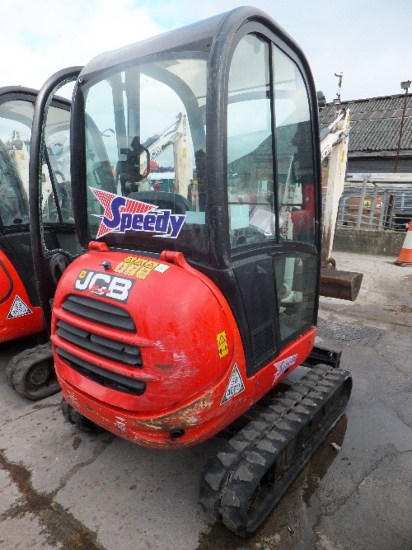 JCB 801.8 CTS mini digger (2011) 941 hrs WLCA112051861 1 bucket, expanding tracks, RDD, coded key - Image 8 of 10