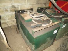 Oxford 250 amp double operator welder