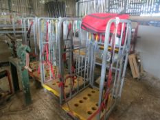 4 castor wheeled collapsible trollies