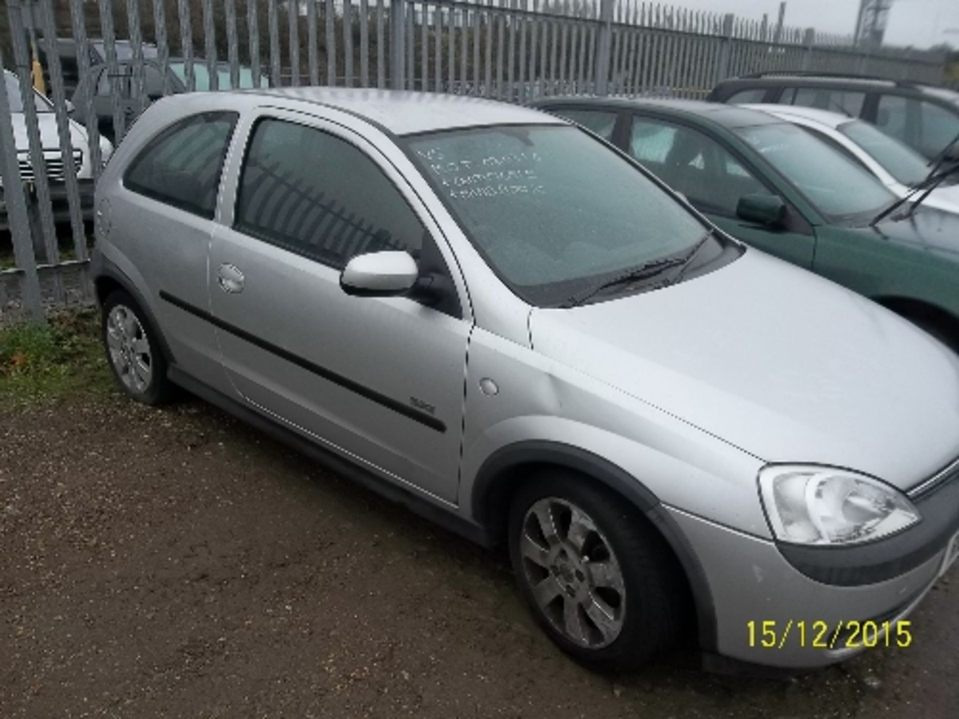 Vauxhall Corsa SXI 16V - RE02 NFZ Date of registration:  15.03.2002 1199cc, petrol, manual, silver - Image 2 of 4