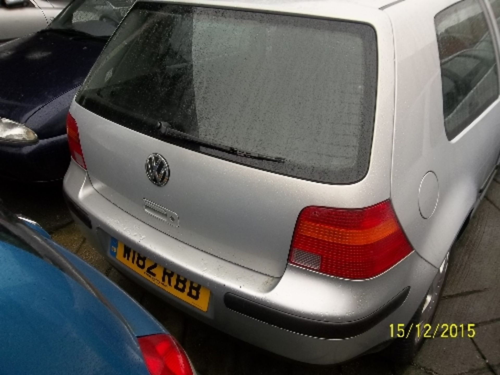 Volkswagen Golf E - W182 RBB Date of registration:  17.07.2000 1400cc, petrol, manual, silver - Image 3 of 4