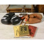 A COLLECTION OF VINTAGE BOXING MEMORABILIA TO INCLUDE EARLY BOXING BOOKS, A PLATED BOXING TROPHY,