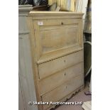 19TH CENTURY SWEDISH SECRETAIRE IN BLEACHED FRUITWOOD WITH FULLY FITTED EXTENSIVE INTERIOR, 1040 X