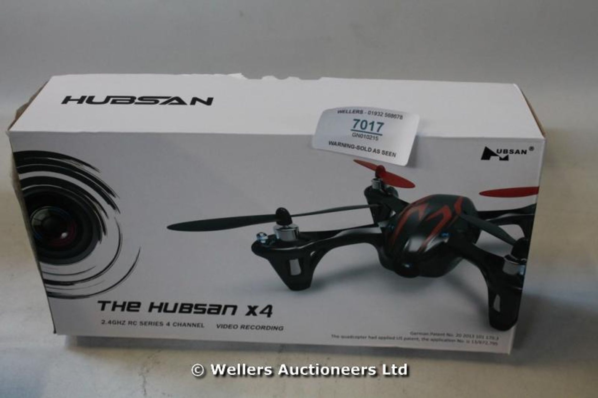 *THE HUBSAN X4 2.4GHZ RC SERIES 4 CHANEL VIDEO RECORDING / GRADE: UNCLAIMED PROPERTY / BOXED (