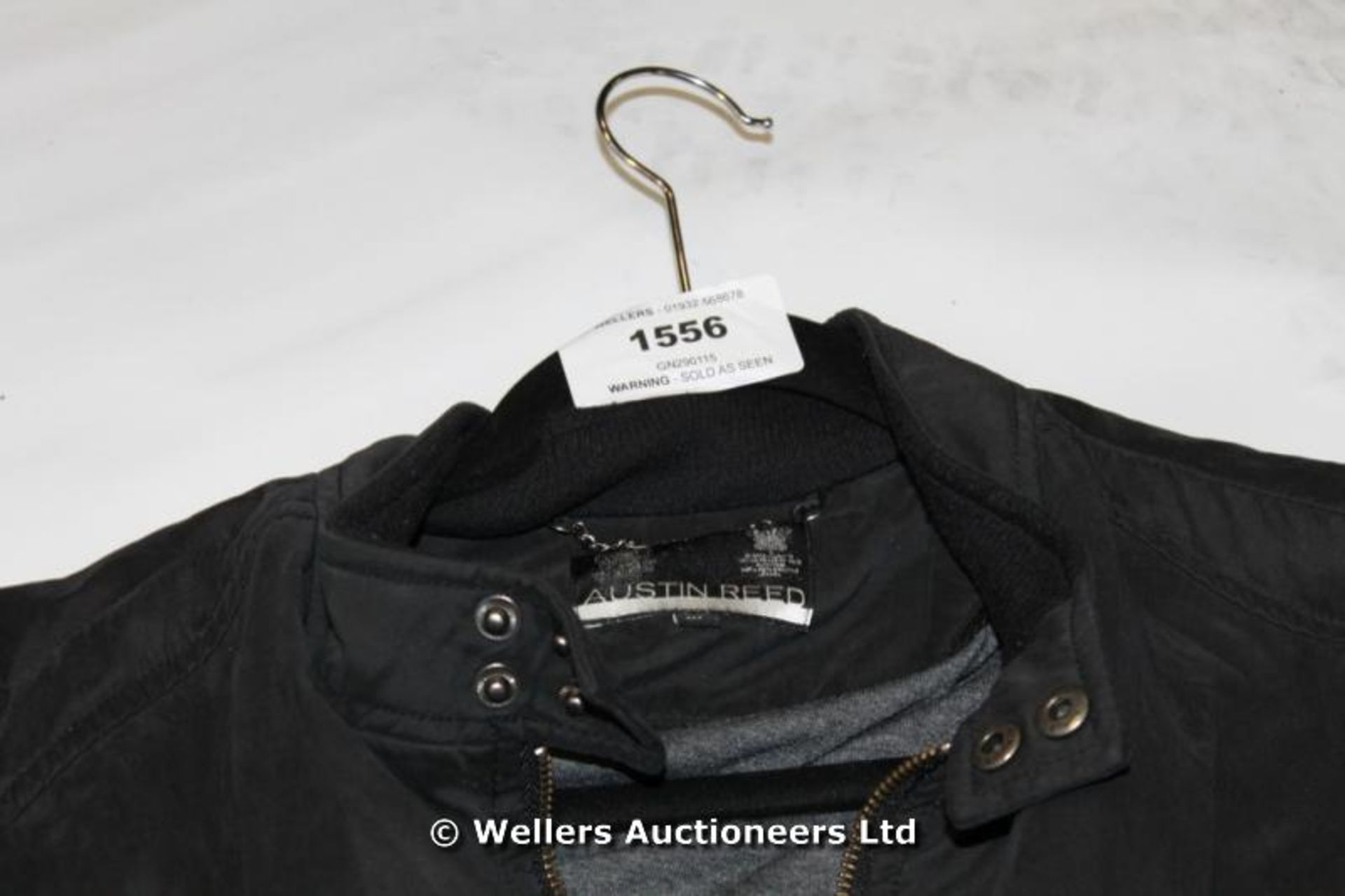 *AUSTIN REED JACKET SIZE XL BLACK / GRADE: UNCLAIMED PROPERTY (DC2)[GN290115-1556}