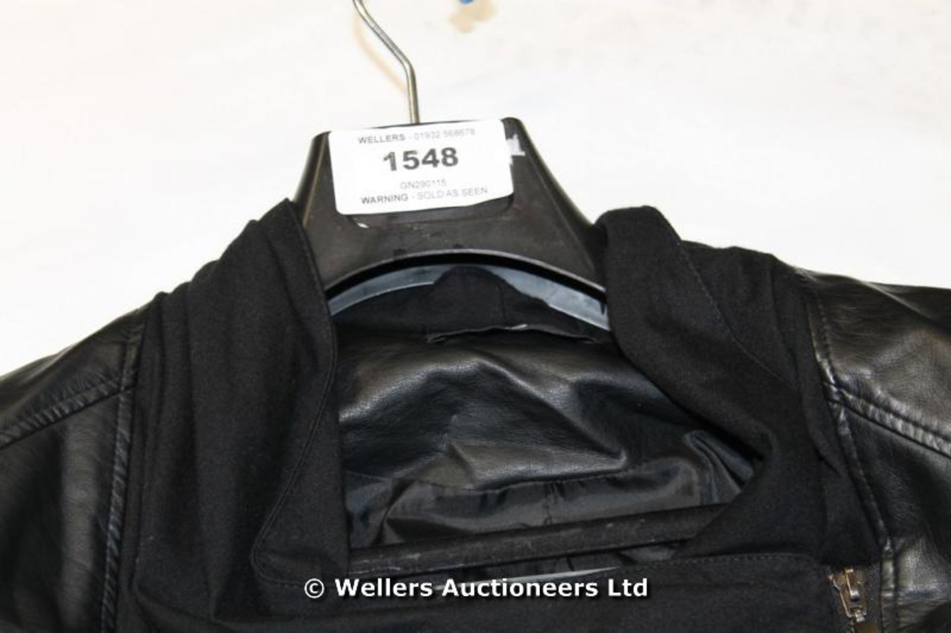 *LADIES LEATHER JACKET / GRADE: UNCLAIMED PROPERTY (DC2)[GN290115-1548}