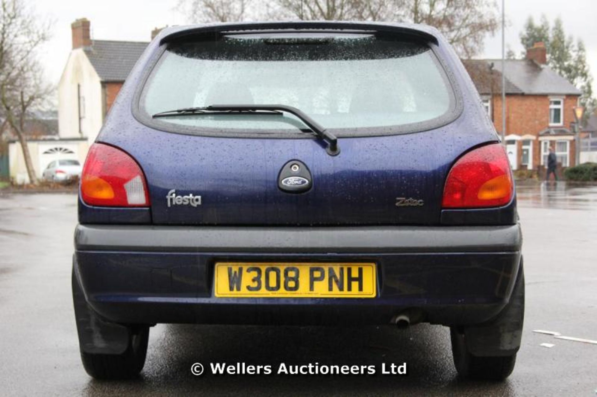 FORD FIESTA ZETEC 5 DOOR HATCHBACK 1.2L BLUE / 72K MILES / GOOD RUNNER AND RELIABLE / ONLY 2 - Image 6 of 10