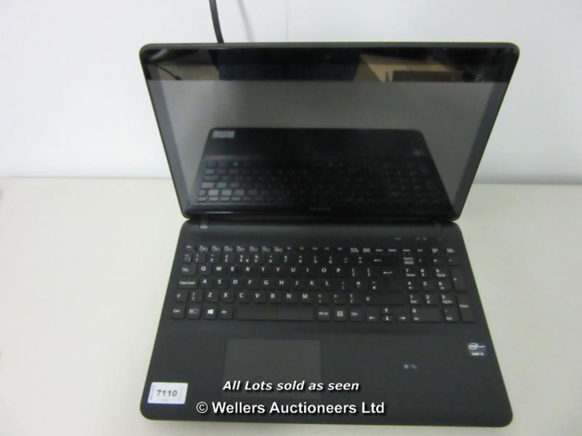 *"SONY VAIO SVF1521P2 15.5" LAPTOP / INTEL CORE I5 PROCESSOR / RAM 4GB / WITHOUT HDD / WITHOUT