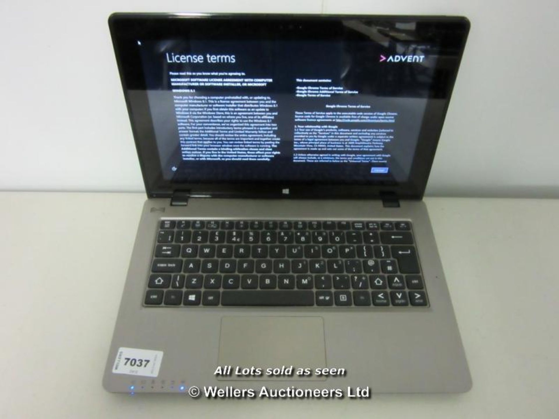 *ADVENT TACTO 11.6" LAPTOP / INTEL CELERON 1017U 1.60GHZ / RAM 4GB / 500GB HDD / WINDOWS 8 O/S /