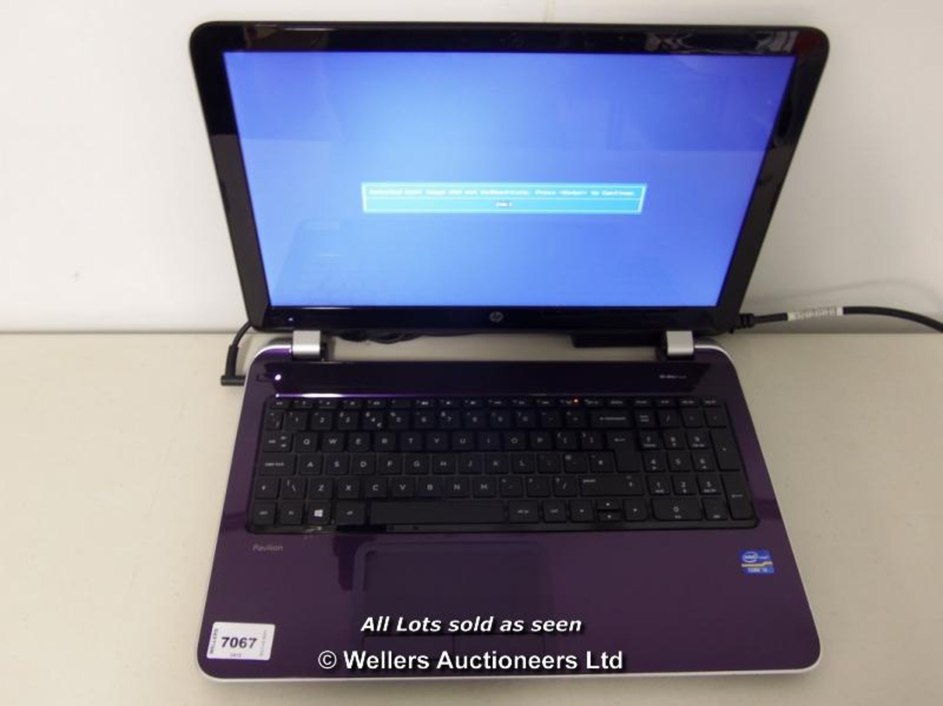 *"HP PAILLION 15N298SA 15.6" LAPTOP / INTEL CORE I3-3217U 1.80GHZ / RAM 4GB / WITHOUT HDD /