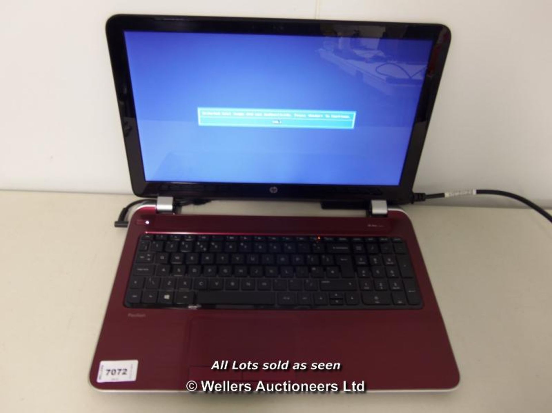 *"HP PAVILION 15-N276SA 15.6" LAPTOP / AMD A8-4555M 1.60GHZ / RAM 8GB / 1TB HDD / WITHOUT