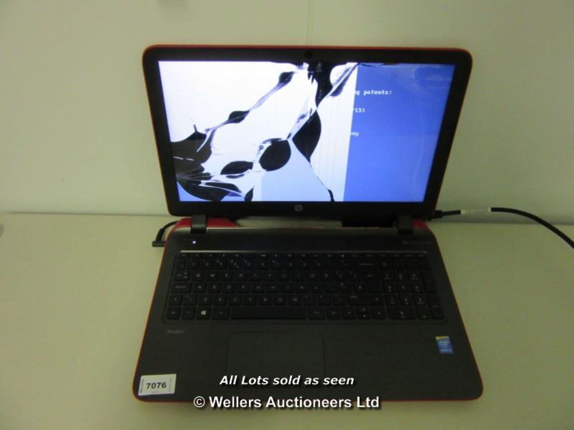 *"HP PAILION 15-P077SA 15.6" LAPTOP / INTEL CORE I3 PROCESSOR / WITHOUT HDD / WITHOUT OPERATING