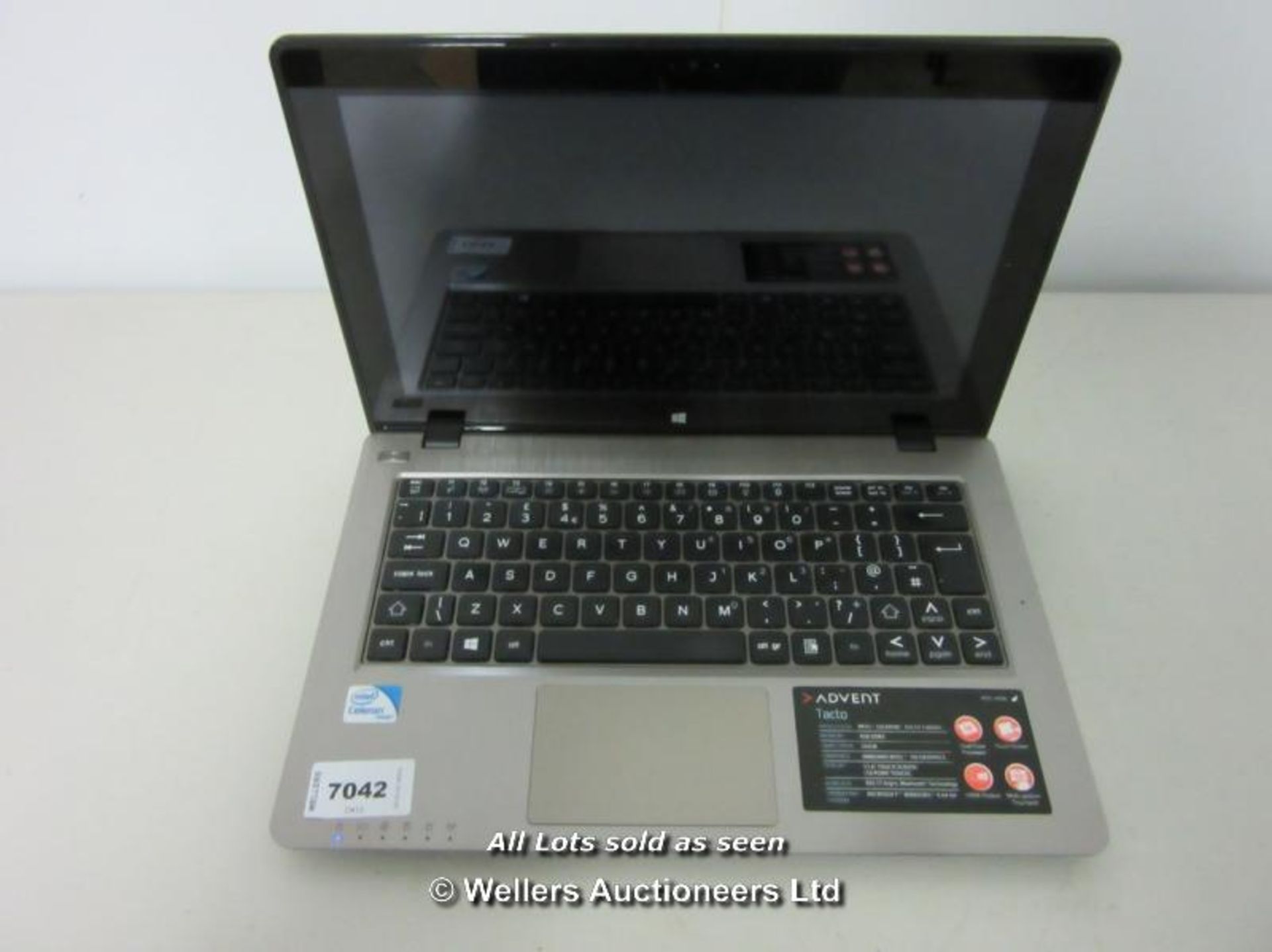 *ADVENT TACTO 11.6" TOUCH SCREEN LAPTOP / INTEL CELERON PROCESSOR / WITHOUT HDD / WITHOUT