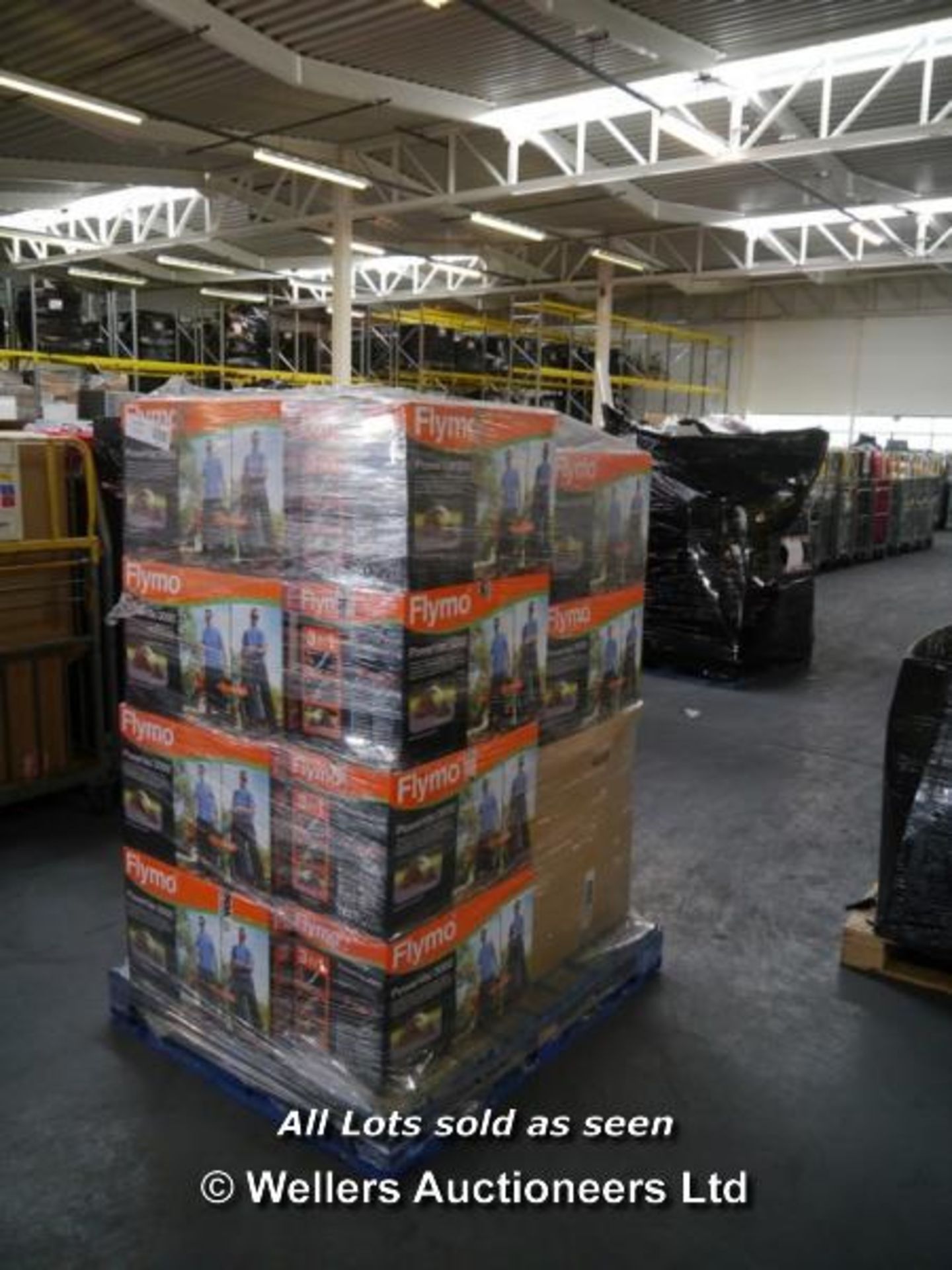 *1X MIXED PALLET OF APPROX 18X BOXED FLYMO POWERVAC 3000 GARDEN ELECTRIC BLOWER.  (LOCATION