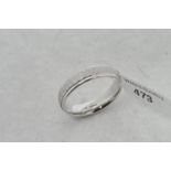 18ct white gold wedding band, central raised textured brushed gold band, ring size S½, gross