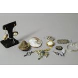 Selection of antique and vintage costume jewellery including a lava cameo brooch, a silver bangle