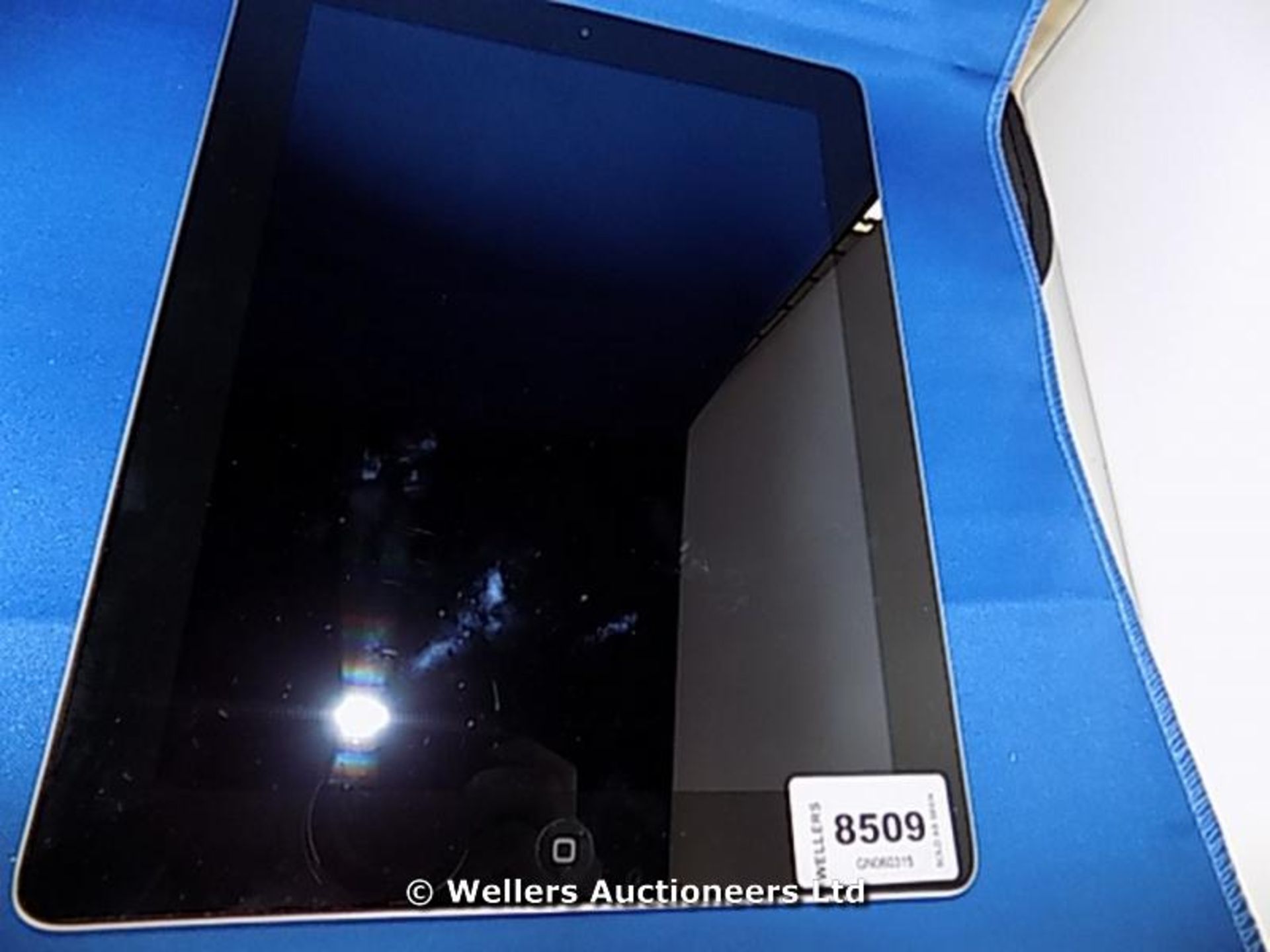 *APPLE IPAD 2ND GEN 16GB MODEL A1396,WIFI+3G,I CLOUD LOCKED(WIPED AND RESTORED TO FACTORY DEFAULT