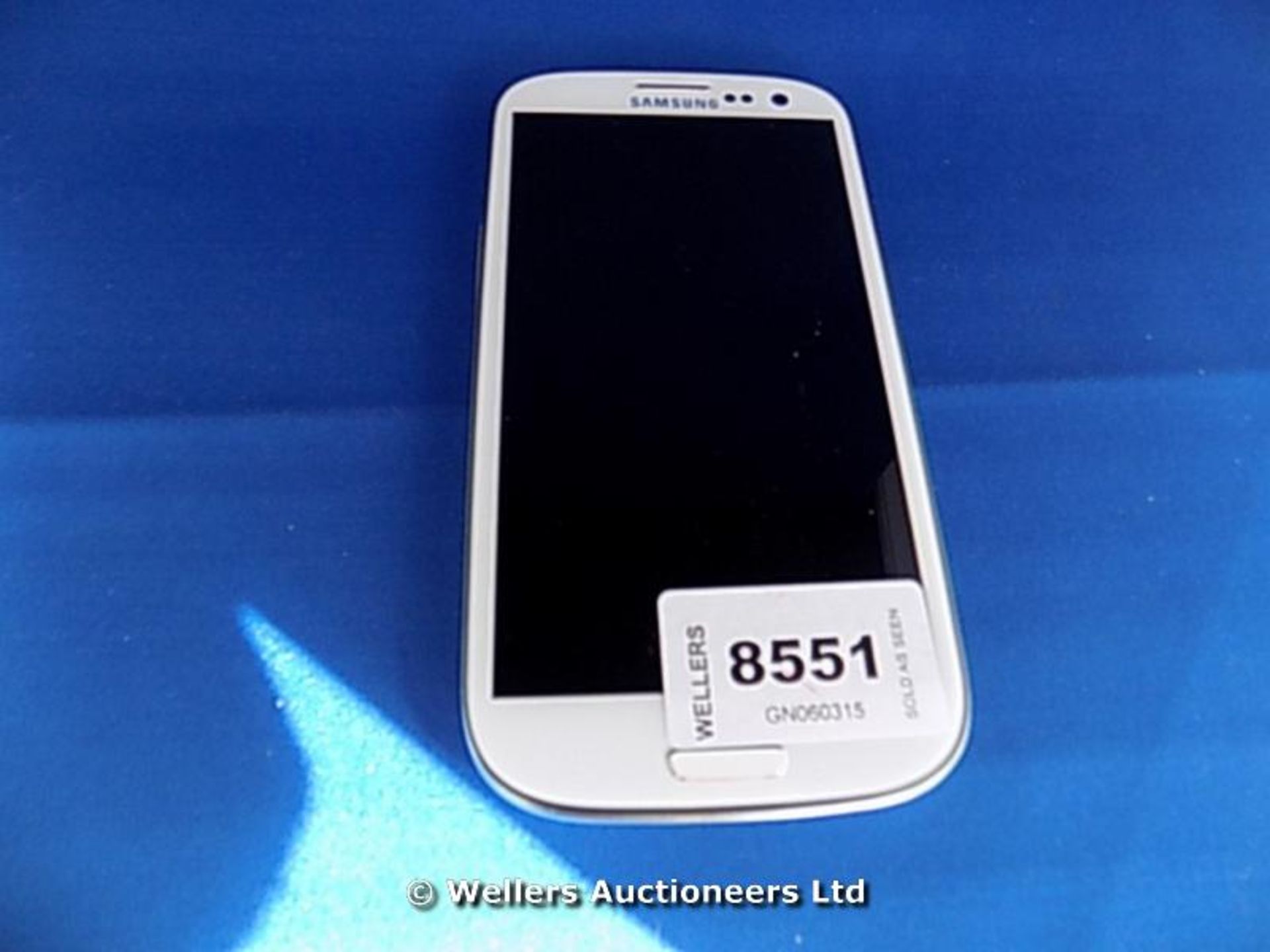 *SAMSUNG MOBILE PHONE MODEL GT-I9300 WHITE / GRADE: UNCLAIMED PROPERTY / UNBOXED (DC1)[GN060315-