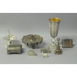 *Judaica - A filigree white metal beaker, the gilt interiors with Hebrew inscriptions, 214 grams,