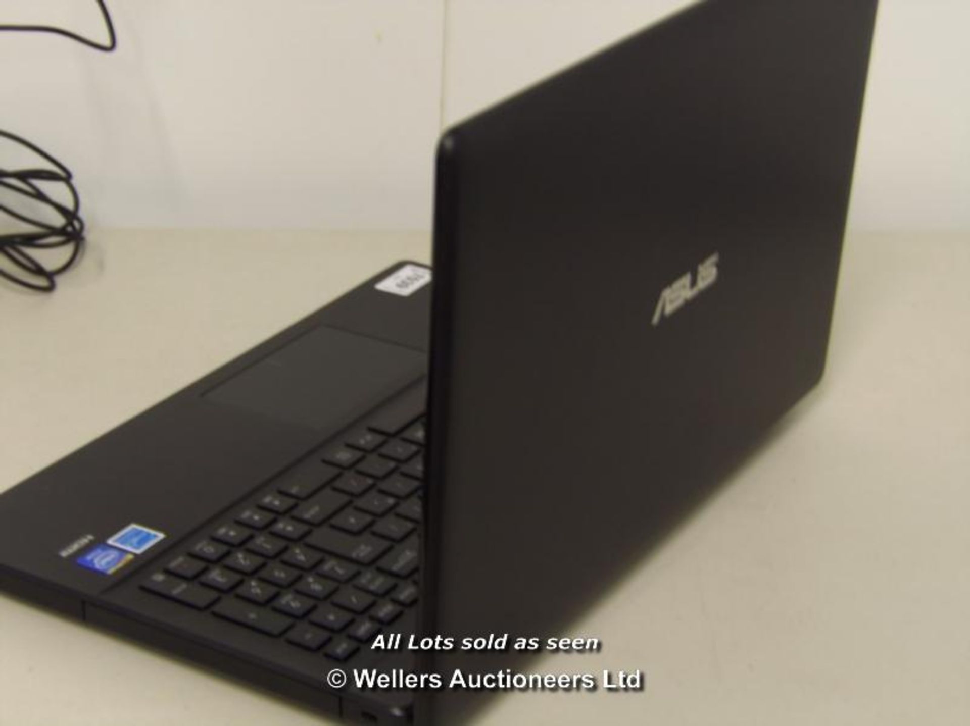 *"ASUS X551MA 15.6" LAPTOP / INTEL CELERON N2815 1.86GHZ / RAM 4GB / 500GB HDD / WITHOUT OPERATING - Image 2 of 2