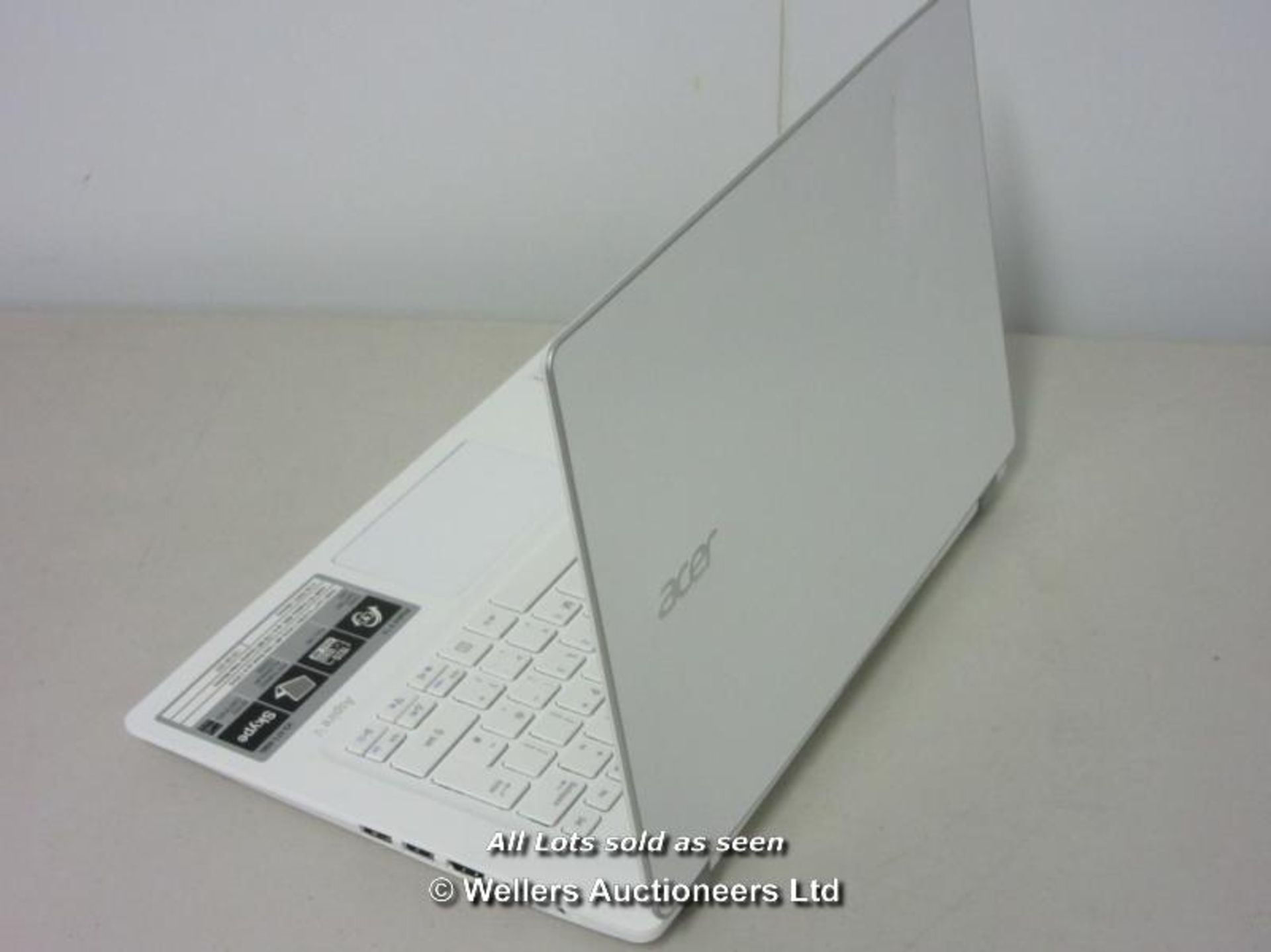 *"ACER ASPIRE V3-371 13.3" LAPTOP / INTEL CORE I5 PROCESSOR / WITHOUT HDD / WITHOUT OPERATING SYSTEM - Image 2 of 2