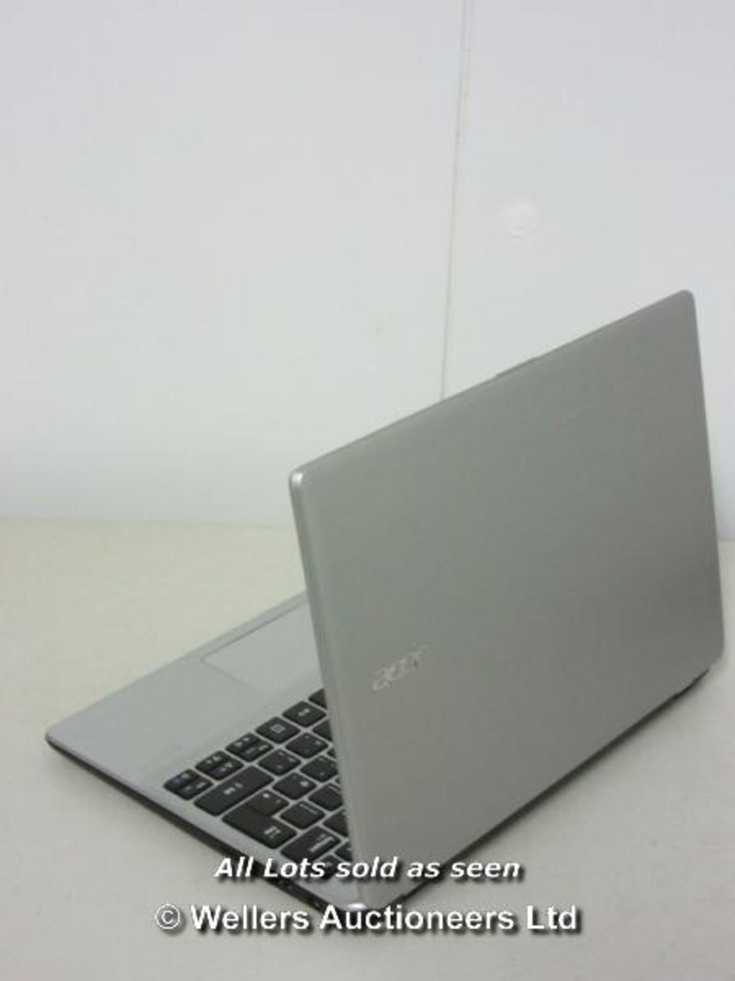 *"ACER ASPIRE V5-122P 11.6" TOUCH SCREEN LAPTOP / AMD A4-1250 1GHZ / RAM 4GB / 500GB HDD / WITHOUT - Image 2 of 2