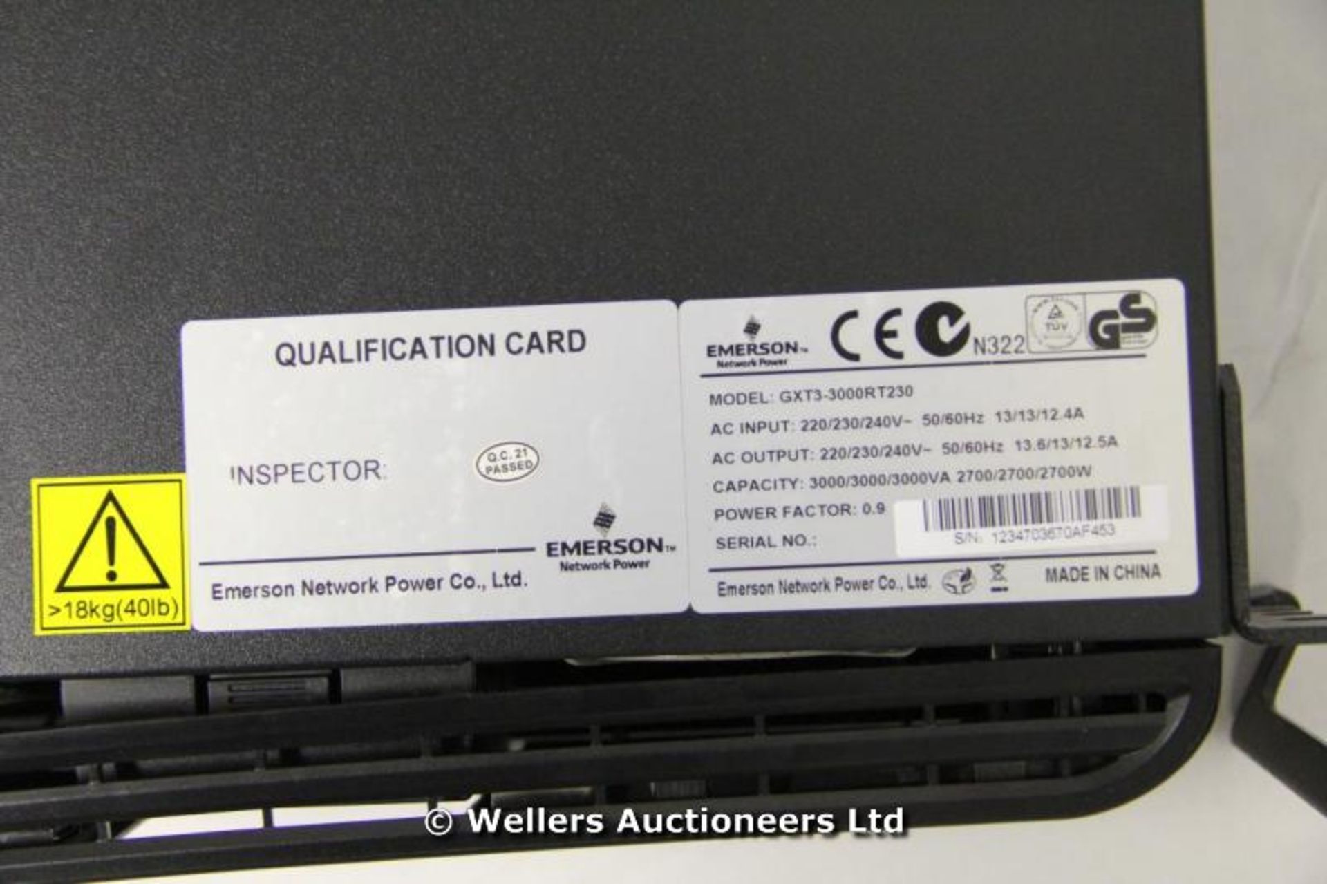 *EMERSON GXT3-3000RT230 AC POWER SYSTEM 3000VA / UNTESTED (NEEDS MAINS CONNECTOR) / DAMAGE TO CASE - Image 6 of 8