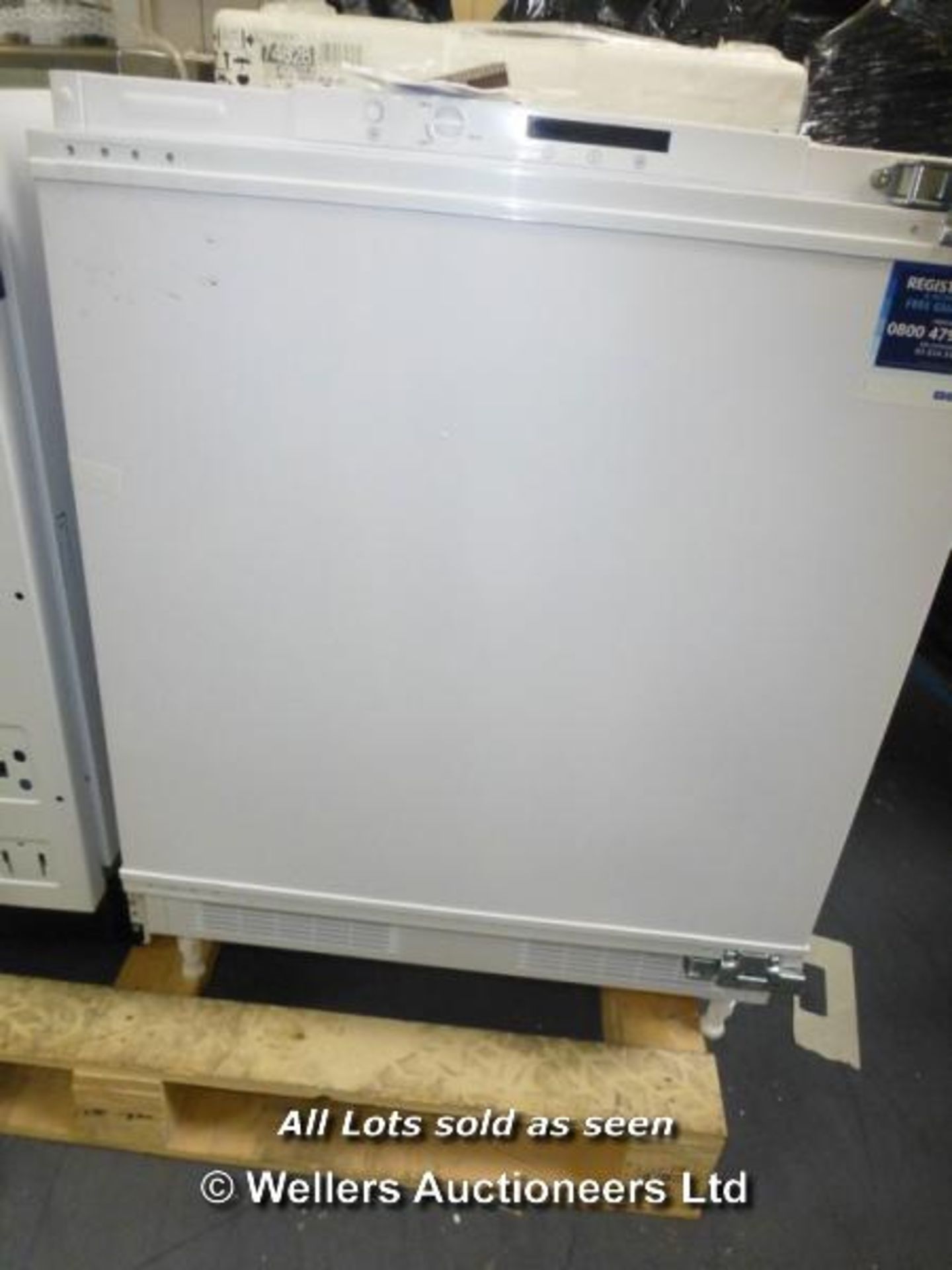 *BEKO BZ31 87 LITRE UNDERCOUNTER FREEZER / GRADE: RETAIL RETURN / UNBOXED (DC5) {#4139 [TA300315-