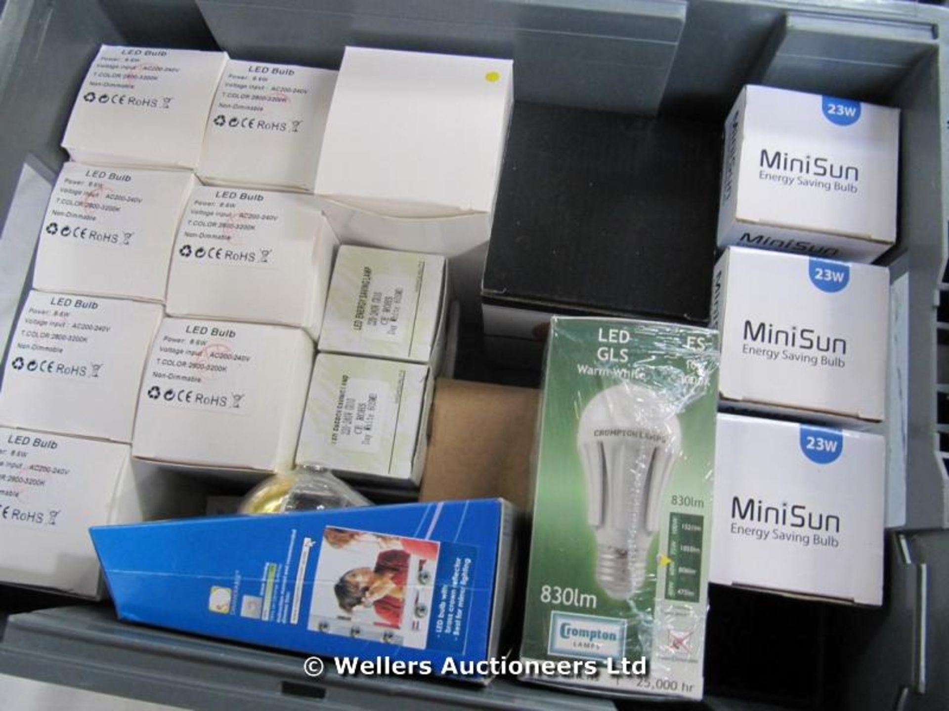*X20 MIXED LIGHTBULBS AND LIGHTING INC MINISUN BULBS AND LED GLS / GRADE: UNCLAIMED PROPERTY / BOXED