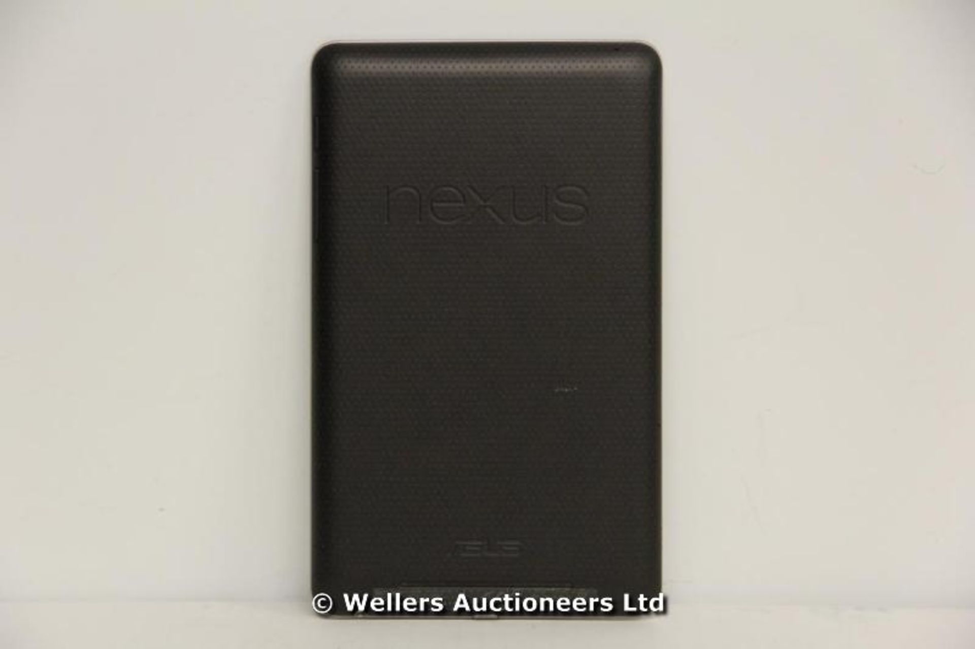 *ASUS NEXUS 7 TABLET 32GB / INCLUDING CHARGER AND USB CABLE / WITH POWER / SUPPLIED IN ORIGINAL - Image 2 of 4
