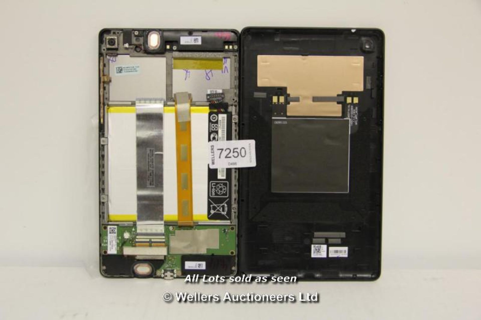 *ASUS NEXUS TABLET / WITHOUT OPERATING SYSTEM O/S / WITH BATTERY / WITHOUT CHARGER / MISSING PARTS / - Image 2 of 2