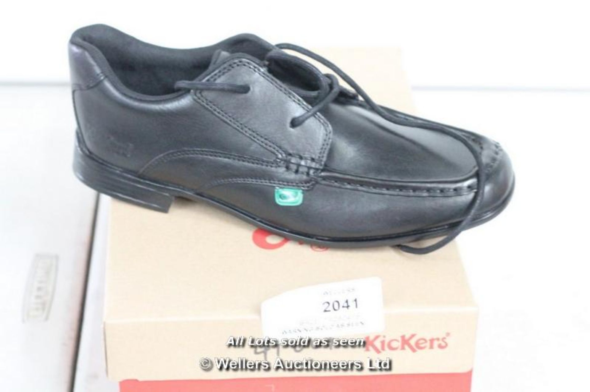 CHILDRENS KICKERS FEROCK LACE YM BLACK LEATHER SHOES SIZE EU38 [WE-B][41.009] / GRADE: NEW /